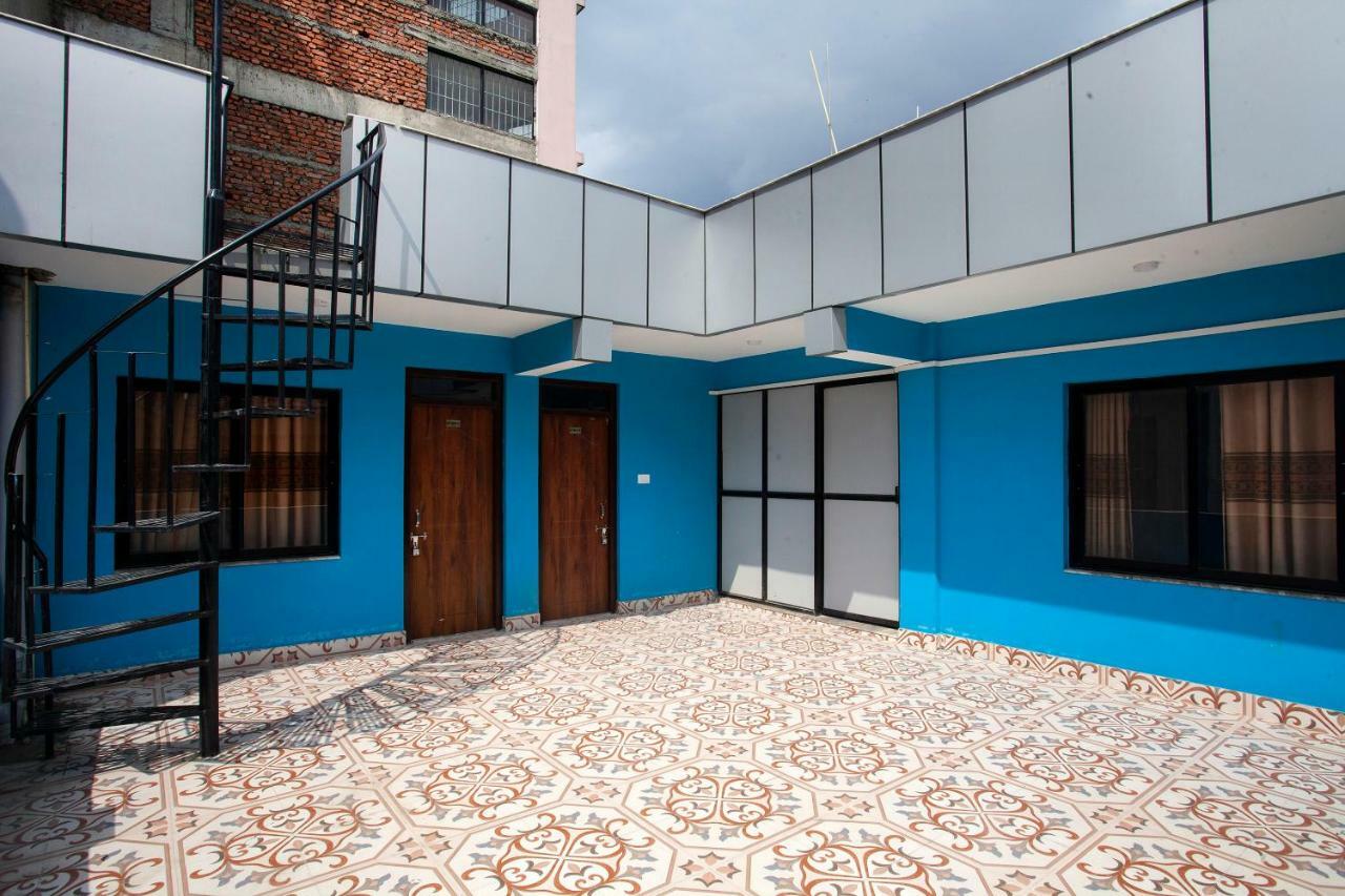 Hotel Crossroads Κατμαντού Εξωτερικό φωτογραφία